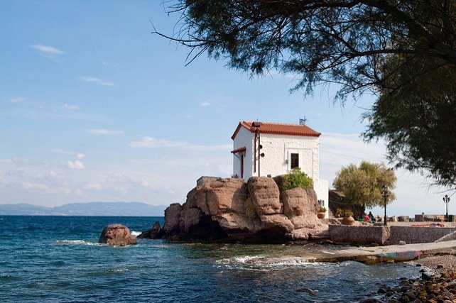 AFAR: Η Σκάλα Συκαμνιάς στη Λέσβο έγινε κορυφαίος προορισμός εξαιτίας των προσφύγων [εικόνες] | iefimerida.gr 0