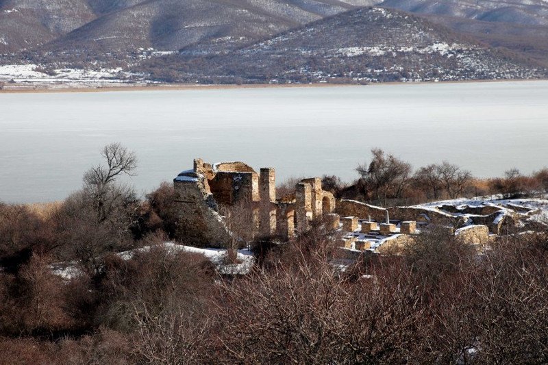Πάγωσαν η Μικρή Πρέσπα και η λίμνη της Καστοριάς -Υπέροχες εικόνες | iefimerida.gr 9
