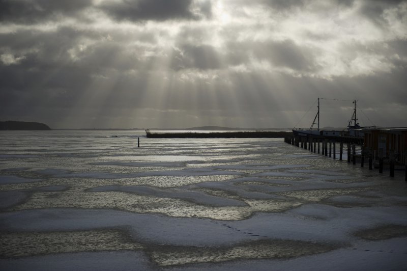 Σε λευκό κλοιό η δυτική Ευρώπη -Χάος στις συγκοινωνίες, εκατοντάδες χιλιάδες νοικοκυριά χωρίς ρεύμα [εικόνες]  | iefimerida.gr 8