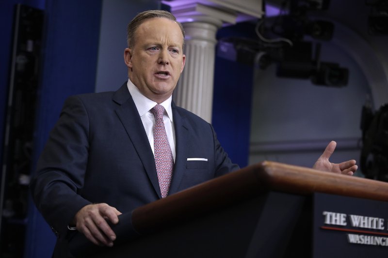 Ο Λευκός Οίκος κλιμακώνει την αντιπαράθεση με την Κίνα για τη Νότια Σινική Θάλασσα [εικόνες] | iefimerida.gr 0