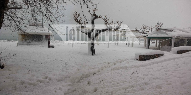 Σιβηρικό τοπίο η Σκόπελος -Πρωτοφανείς εικόνες, το νησί «θάφτηκε» κάτω από μέτρα χιονιού [εικόνες] | iefimerida.gr 10