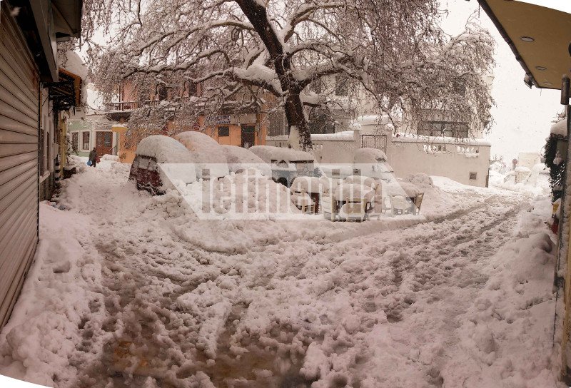 Σιβηρικό τοπίο η Σκόπελος -Πρωτοφανείς εικόνες, το νησί «θάφτηκε» κάτω από μέτρα χιονιού [εικόνες] | iefimerida.gr 18