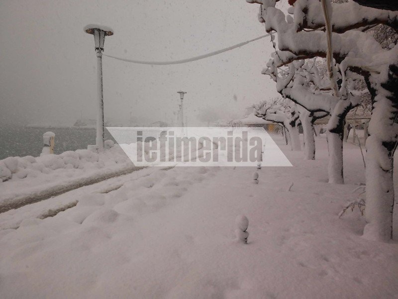 Σιβηρικό τοπίο η Σκόπελος -Πρωτοφανείς εικόνες, το νησί «θάφτηκε» κάτω από μέτρα χιονιού [εικόνες] | iefimerida.gr 4