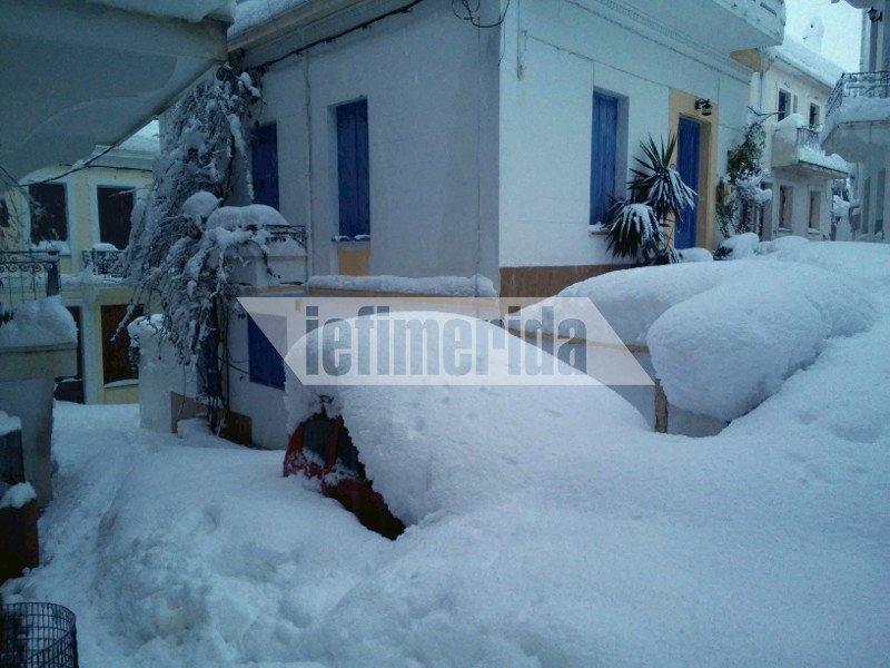 Σιβηρικό τοπίο η Σκόπελος -Πρωτοφανείς εικόνες, το νησί «θάφτηκε» κάτω από μέτρα χιονιού [εικόνες] | iefimerida.gr 6
