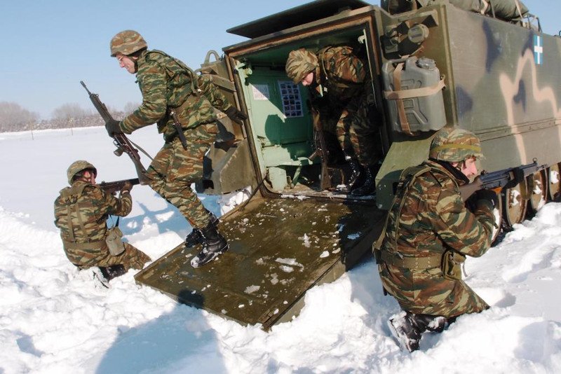 Τα ελληνικά τανκς δεν τα σταματούν τα χιόνια -«Απόβαση» στον βόρειο Εβρο [εικόνες] | iefimerida.gr 15