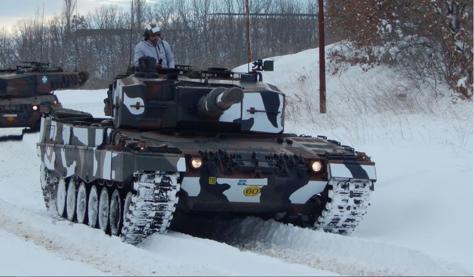 Τα ελληνικά τανκς δεν τα σταματούν τα χιόνια -«Απόβαση» στον βόρειο Εβρο [εικόνες] | iefimerida.gr 2