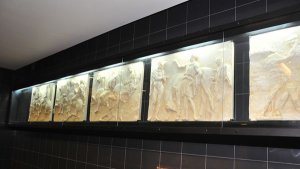 Στη Χιλή έδωσαν σε σταθμό του Μετρό το όνομα «Ελλάδα» -Γεμάτο αντίγραφα από ελληνικές αρχαιότητες, εντυπωσιάζει [εικόνες] | iefimerida.gr 6