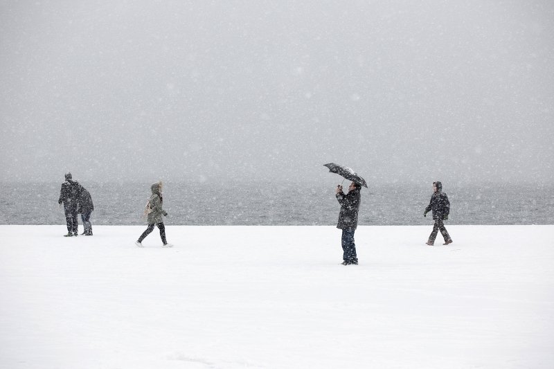 Χάος σε Θεσσαλονίκη και νησιά από το χιονιά -Ατελείωτα προβλήματα [εικόνες] | iefimerida.gr 3