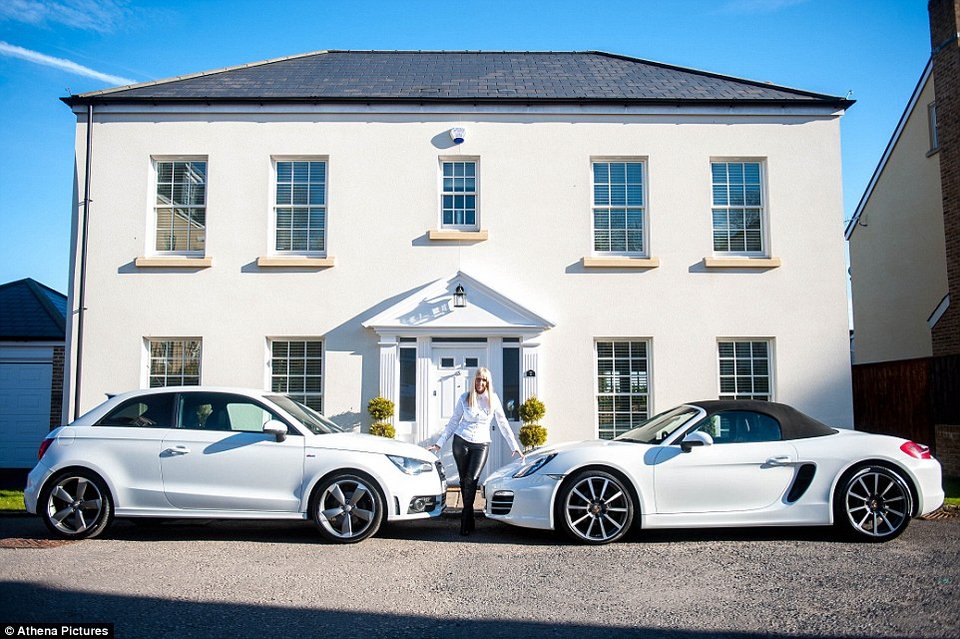 Ο πραγματικός «Λευκός Οίκος» -Γυναίκα διακόσμησε το σπίτι της μόνο με λευκό χρώμα [εικόνες]   | iefimerida.gr 2