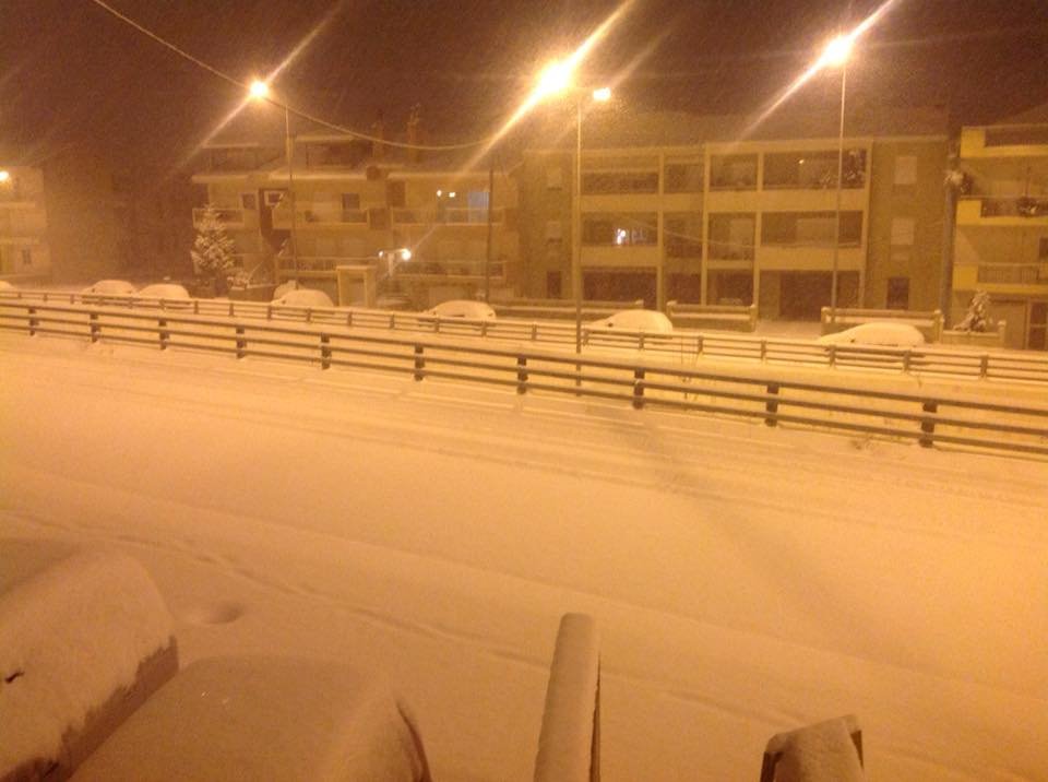 Πάγωσαν τα Ιωάννινα -Το χιόνι έφτασε τους 40 πόντους [εικόνες & βίντεο] | iefimerida.gr 1