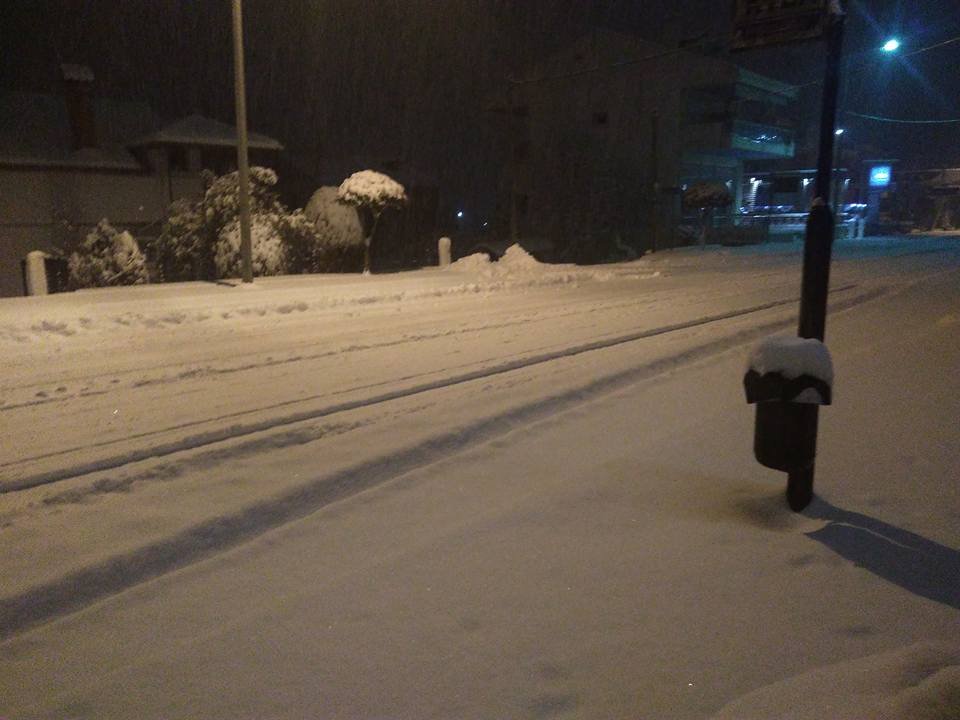 Πάγωσαν τα Ιωάννινα -Το χιόνι έφτασε τους 40 πόντους [εικόνες & βίντεο] | iefimerida.gr 2