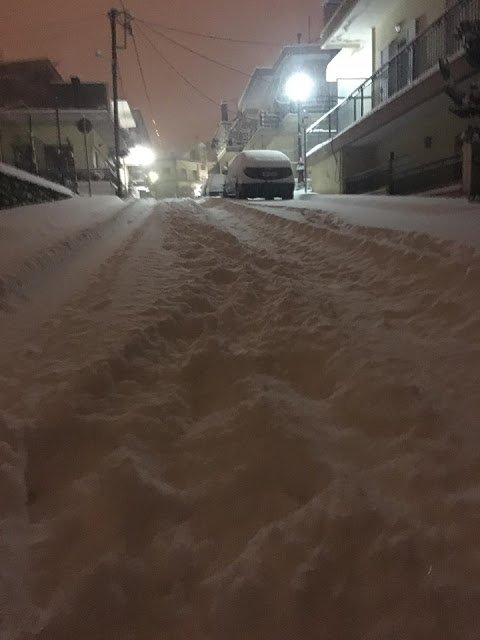 Πάγωσαν τα Ιωάννινα -Το χιόνι έφτασε τους 40 πόντους [εικόνες & βίντεο] | iefimerida.gr 3