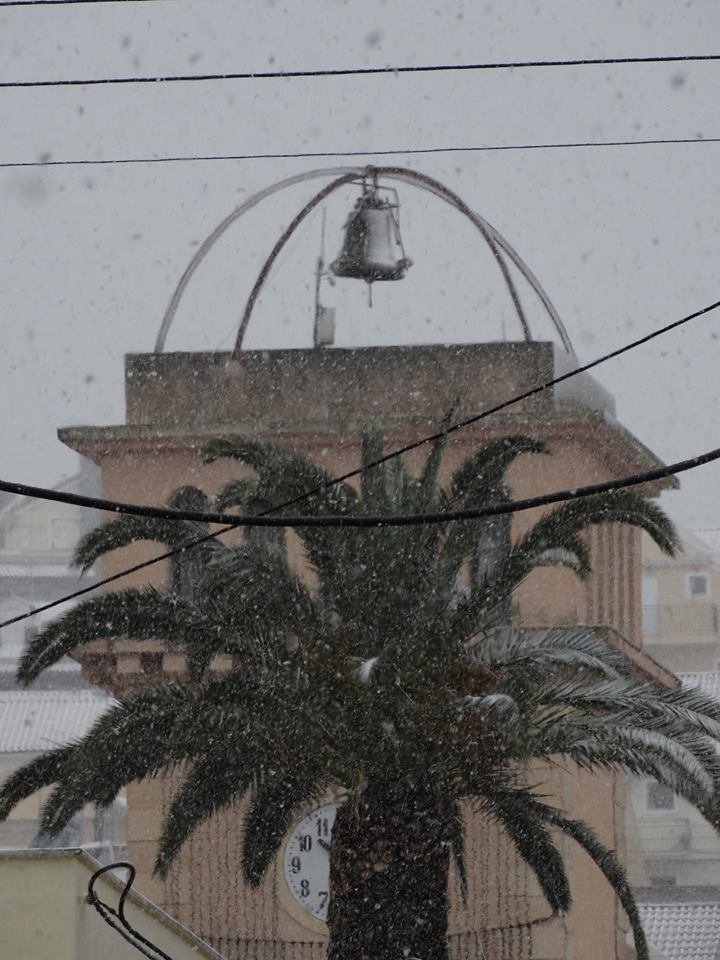 Στα λευκά ντύθηκε η Κεφαλονιά -Μετά από 30 χρόνια! [εικόνες] | iefimerida.gr 24