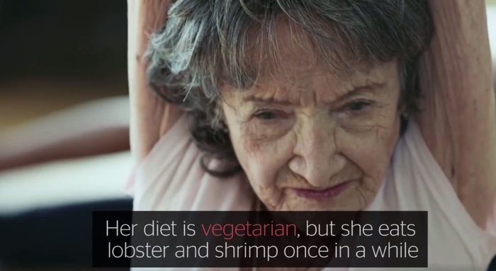 Η γηραιότερη δασκάλα γιόγκα είναι 97 ετών -Τα μυστικά της για μακροζωία [εικόνες & βίντεο] | iefimerida.gr 1