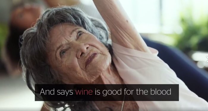 Η γηραιότερη δασκάλα γιόγκα είναι 97 ετών -Τα μυστικά της για μακροζωία [εικόνες & βίντεο] | iefimerida.gr 2