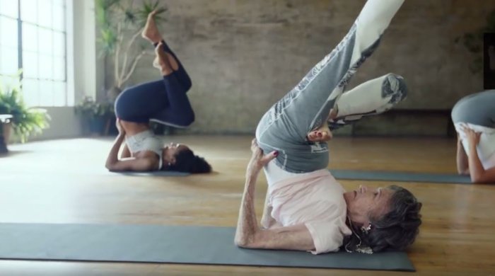 Η γηραιότερη δασκάλα γιόγκα είναι 97 ετών -Τα μυστικά της για μακροζωία [εικόνες & βίντεο] | iefimerida.gr 3