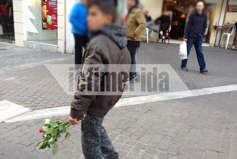 ​Κατεπείγουσα έρευνα ζήτησε ο εισαγγελέας για το ρεπορτάζ του iefimerida με τα παιδιά-ζητιάνους [εικόνες] | iefimerida.gr 1