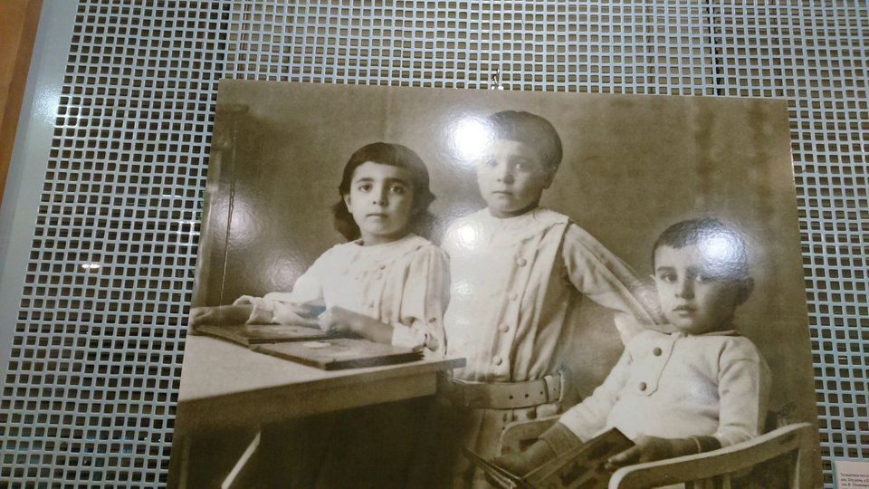 Φωτογραφικά πορτραίτα αστών της Τραπεζούντας του 19ου σε μία έκθεση [εικόνες]  | iefimerida.gr 1