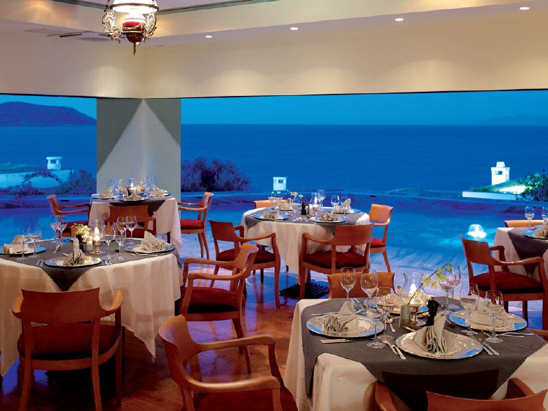 Χρυσοί Σκούφοι 2017: Τα 24 εστιατόρια που βραβεύτηκαν! [λίστα] | iefimerida.gr 4