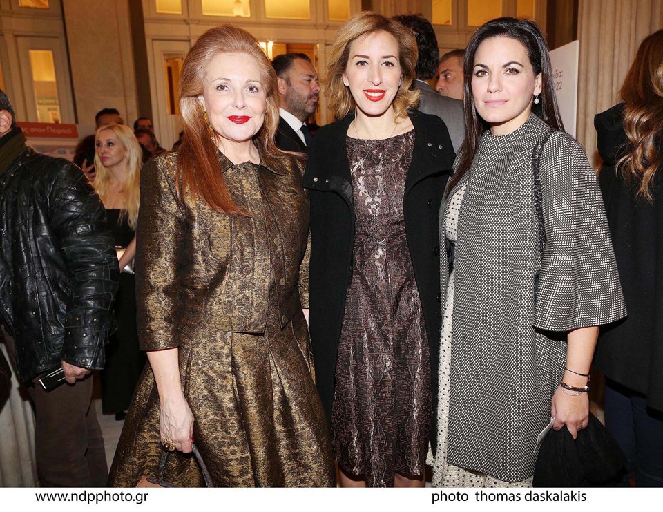 Η μισή κυβέρνηση παρακολούθησε τον «Καλιγούλα» του Καμύ με τον Γιάννη Στάνκογλου [εικόνες] | iefimerida.gr 1