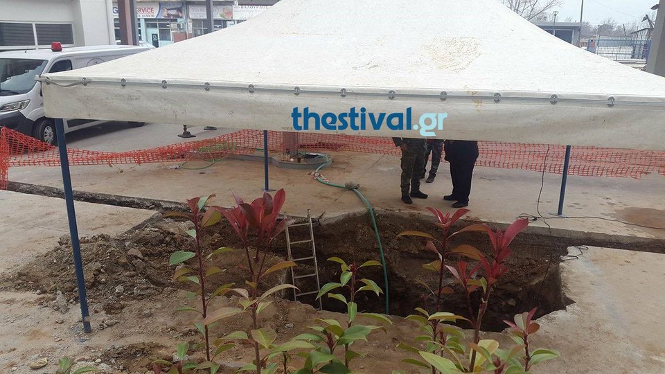 Ξεκίνησε η θυροκόλληση στο Κορδελιό για την απομάκρυνση των κατοίκων την Κυριακή [εικόνες] | iefimerida.gr 3