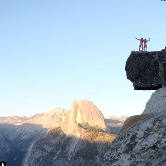 Η νέα μόδα που κάνει πάταγο στην Αυστραλία: Βγάζουν σέλφι εντελώς γυμνοί στη φύση [εικόνες] | iefimerida.gr 2
