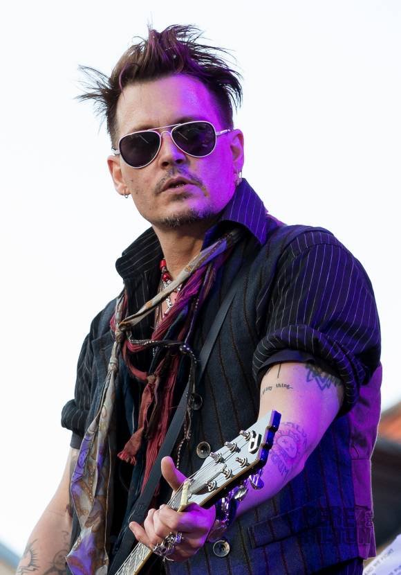 Ο Τζόνι Ντεπ χρεοκόπησε -Ξοδεύει 2 εκατομμύρια δολάρια τον μήνα [εικόνες] | iefimerida.gr 0