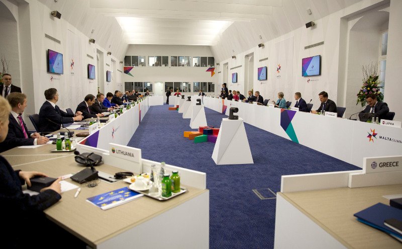 Το επιβλητικό παλάτι του Μεγάλου Μαγίστρου στη Μάλτα που φιλοξενεί τους 28 Ευρωπαίους ηγέτες [εικόνες] | iefimerida.gr 8