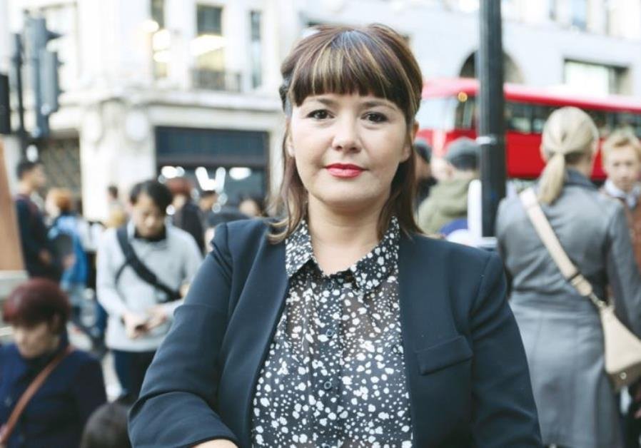 Nέος έρωτας στη ζωή του Νάιτζελ Φάρατζ -Νεαρή Γαλλίδα πολιτικός [εικόνες] | iefimerida.gr 3