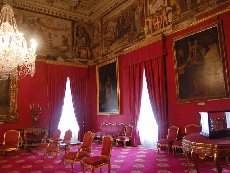 Το επιβλητικό παλάτι του Μεγάλου Μαγίστρου στη Μάλτα που φιλοξενεί τους 28 Ευρωπαίους ηγέτες [εικόνες] | iefimerida.gr 1