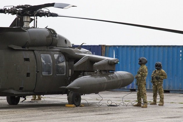 «Μαύρα Γεράκια» στη Θεσσαλονίκη -Τα «Black Hawk» του Αμερικάνικου Στρατού [εικόνες] | iefimerida.gr 1