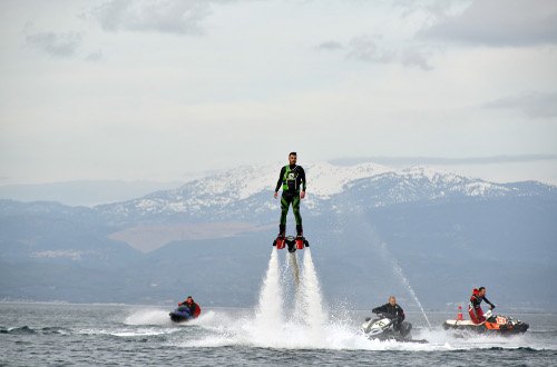 Το εντυπωσιακό θαλασσινό καρναβάλι της Χαλκίδας [εικόνες] | iefimerida.gr 4