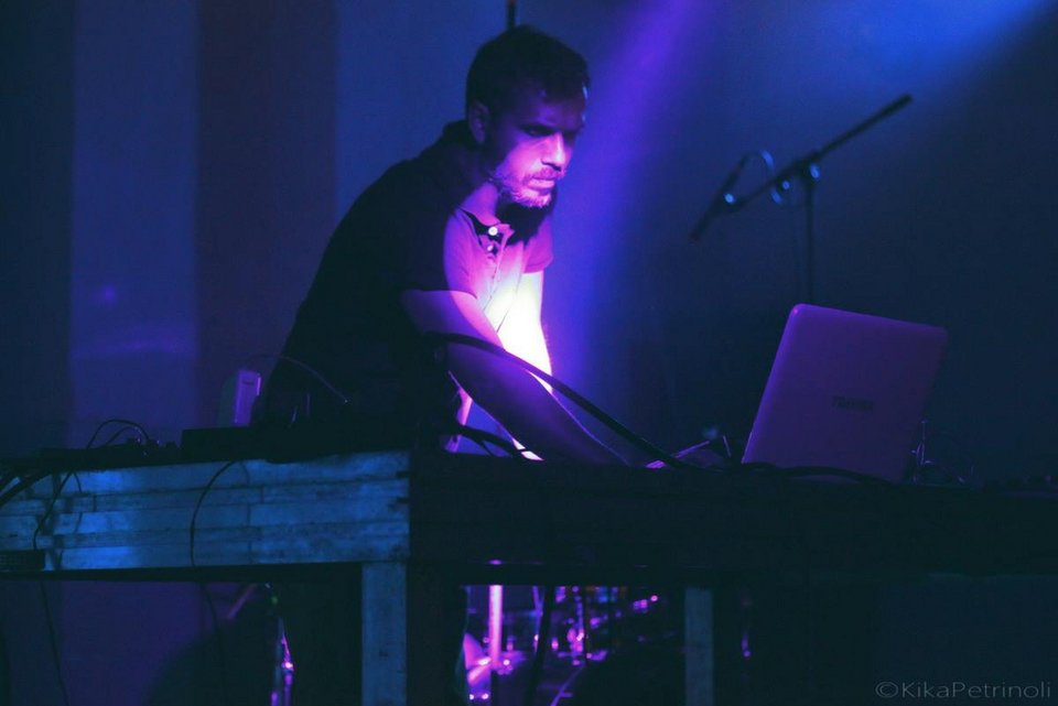 Tριήμερο στην Αθήνα -Με Κυνήγι θησαυρού, Ντεμπισί, κλαρίνα και Melorman [πρόγραμμα]  | iefimerida.gr 1