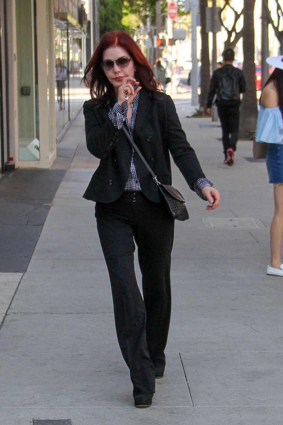 Ερωτας βετεράνων: Ο Τομ Τζόουνς ζευγάρι με την πρώην του Ελβις Πρίσλεϊ [εικόνες] | iefimerida.gr 8