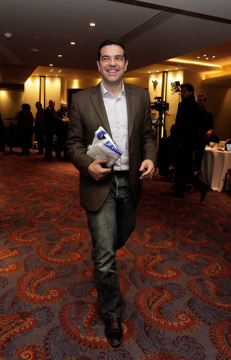 Η αλλαγή στην εμφάνιση του Αλέξη Τσίπρα -Κάνει δίαιτα, έχασε 10 κιλά [εικόνες] | iefimerida.gr 3