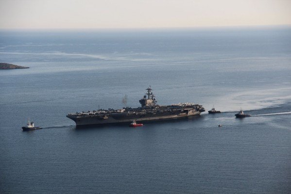 Στο λιμάνι της Σούδας το αεροπλανοφόρο Bush -Με 6.000 πλήρωμα και 85 αεροσκάφη [εικόνες]  | iefimerida.gr 0