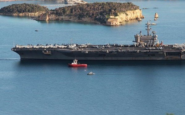 Στο λιμάνι της Σούδας το αεροπλανοφόρο Bush -Με 6.000 πλήρωμα και 85 αεροσκάφη [εικόνες]  | iefimerida.gr 1