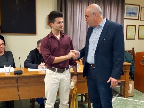 Κρήτη: Μαθητής έφτιαξε 3D εκτυπωτή με υλικά από το ξυλουργείο του πατέρα του [εικόνες] | iefimerida.gr 0