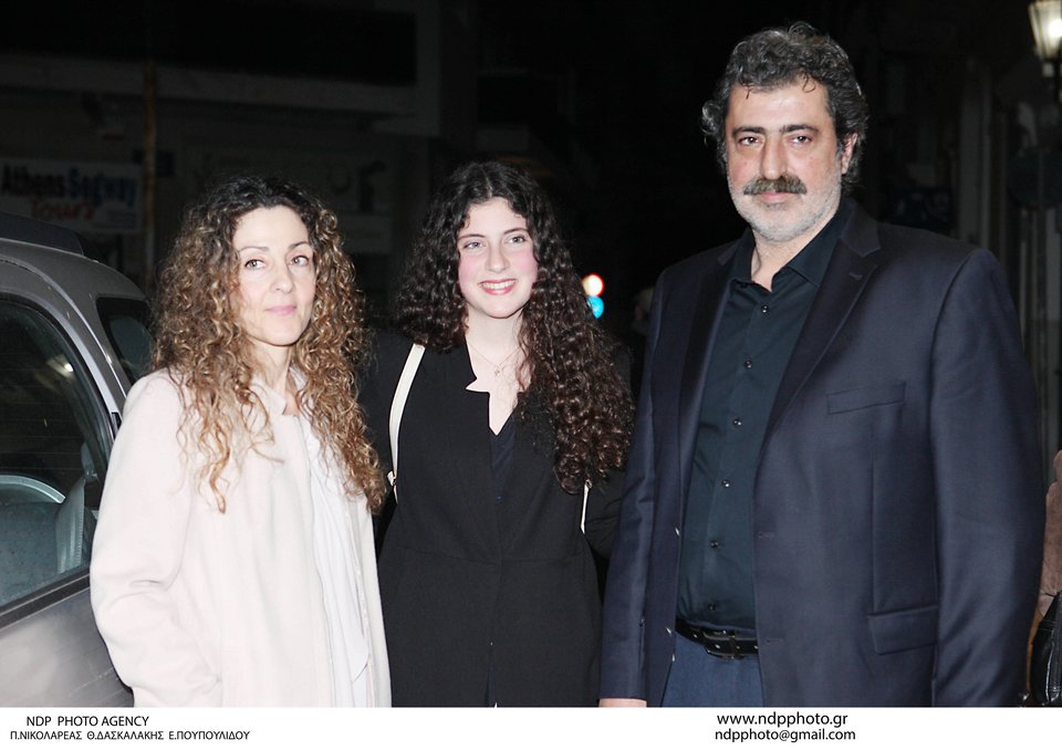 Πολάκης-Βαρουφάκης είδαν μαζί θέατρο  [εικόνες] | iefimerida.gr 1