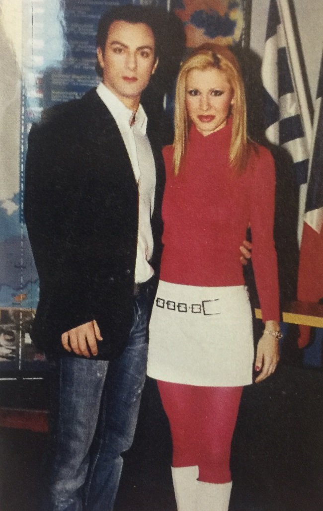 Αγνώριστος ο Σάκης Τανιμανίδης στην πρώτη του τηλεοπτική εμφάνιση πριν από 13 χρόνια [εικόνες] | iefimerida.gr 0