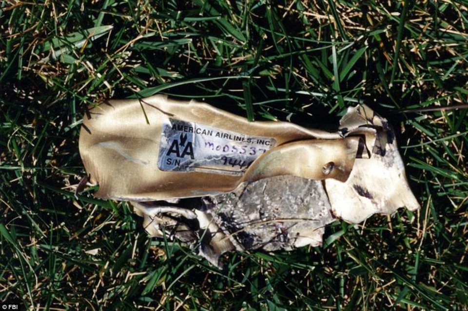 Στο φως άγνωστες φωτογραφίες-σοκ του FBI από την επίθεση της 11ης Σεπτεμβρίου στο Πεντάγωνο [εικόνες] | iefimerida.gr 3