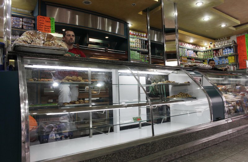 Στη Βενεζουέλα τρώνε φλαμίνγκος και μυρμηγκοφάγους για να ζήσουν | iefimerida.gr 9