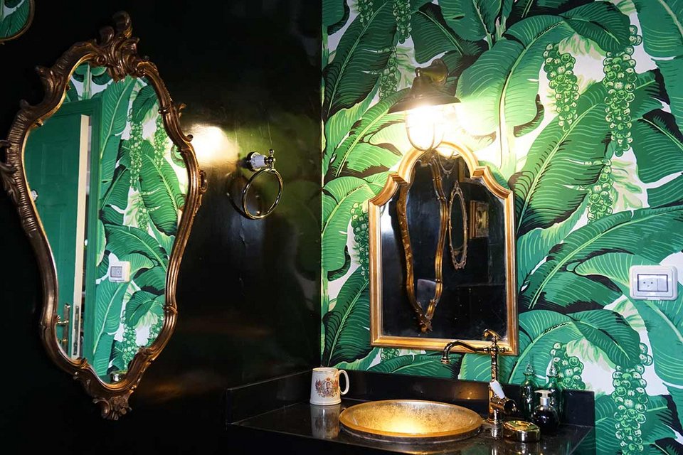 Εκπληξη: Ο διάσημος καλλιτέχνης Bansky άνοιξε ξενοδοχείο στην Βηθλεέμ [εικόνες] | iefimerida.gr 23