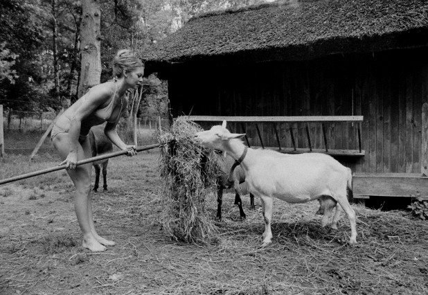 Ο θρύλος Μπριζίτ Μπαρντό, 82 ετών, στηρίζει τη Μαρίν Λεπέν [εικόνες] | iefimerida.gr 9