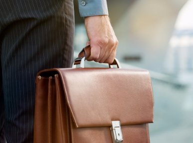 Τα 10 πράγματα που πρέπει να έχει η αντρική ντουλάπα – Στην ηλικία των 30 [εικόνες] | iefimerida.gr 3