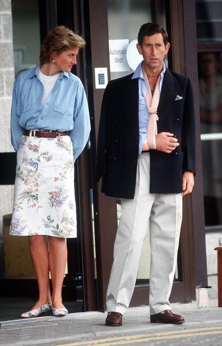 Αποκάλυψη: Ο Κάρολος έκλαιγε, δεν ήθελε να παντρευτεί την Νταϊάνα [εικόνες] | iefimerida.gr 4