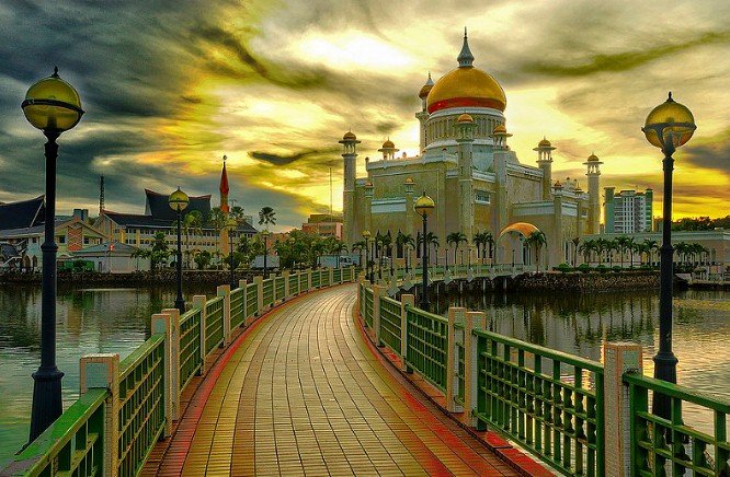 Ενας νέος γόης στο Instagram -Ο πρίγκιπας του Μπρουνέι [εικόνες] | iefimerida.gr 16