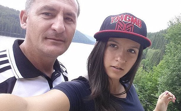 Πέτυχε τον στόχο της η 18χρονη Ρουμάνα - Πούλησε την παρθενιά της για 2,3 εκατ. ευρώ [εικόνες] | iefimerida.gr 1