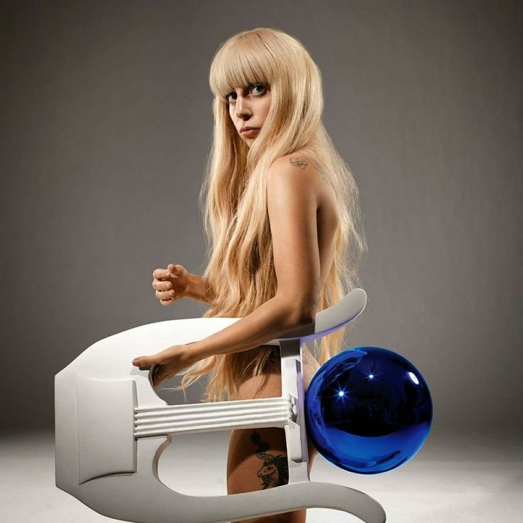 Jeff Koons, ο καλλιτέχνης που κλέβει τις ιδέες των άλλων [εικόνες] | iefimerida.gr 15