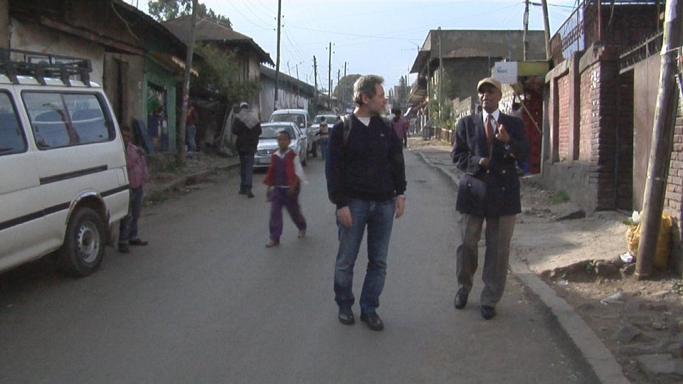 Ντοκιμαντέρ για τη ζωή του Ανδρέα Λεντάκη: Η Αιθιοπία, η Λέρος, η πολιτική [εικόνες]  | iefimerida.gr 1